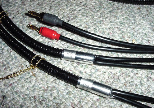 HIGH-END Loudspeaker cable with Bayonet plugs
